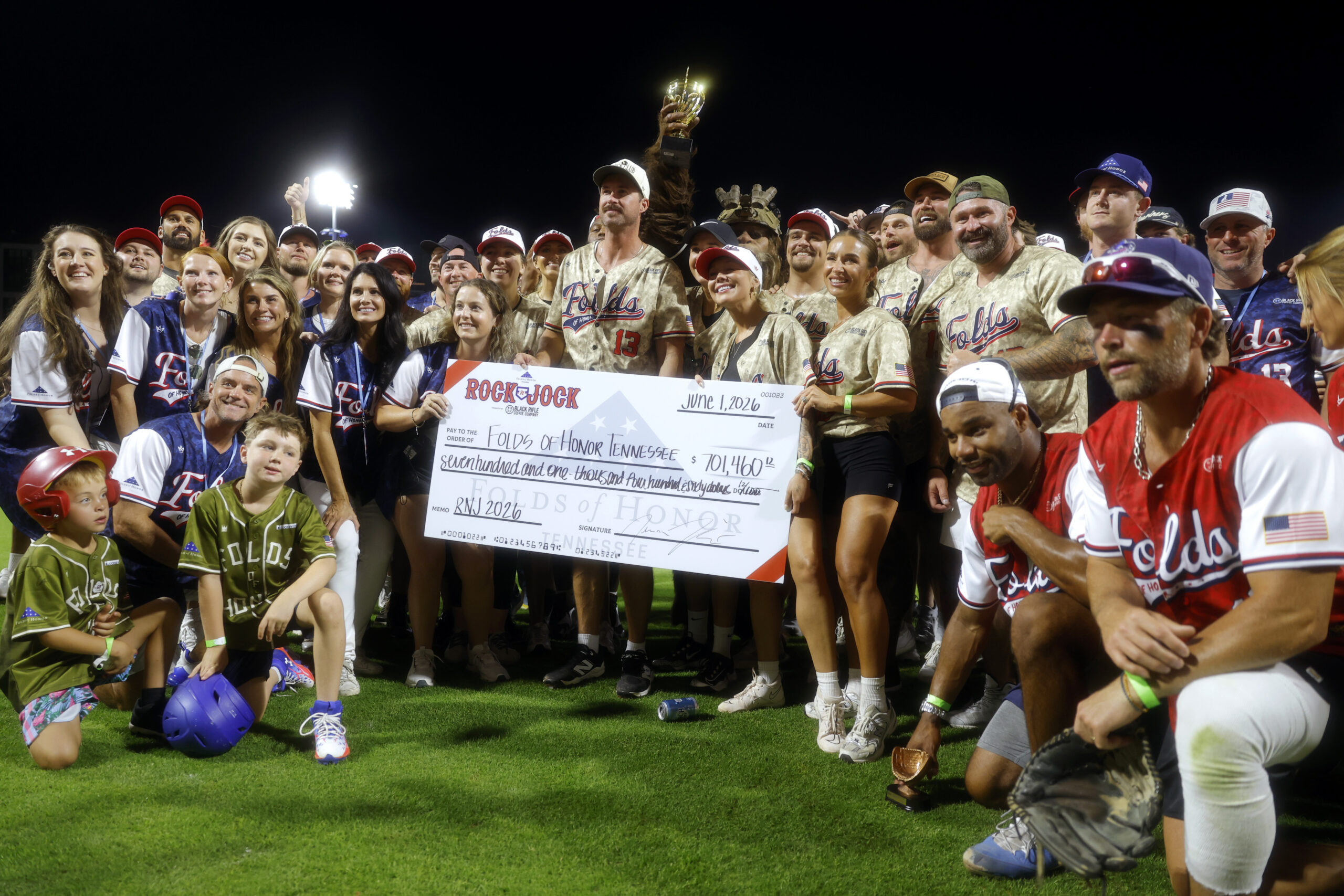 Rock ‘N Jock Celebrity Softball Game Raises Over $700K For Folds of Honor Tennessee